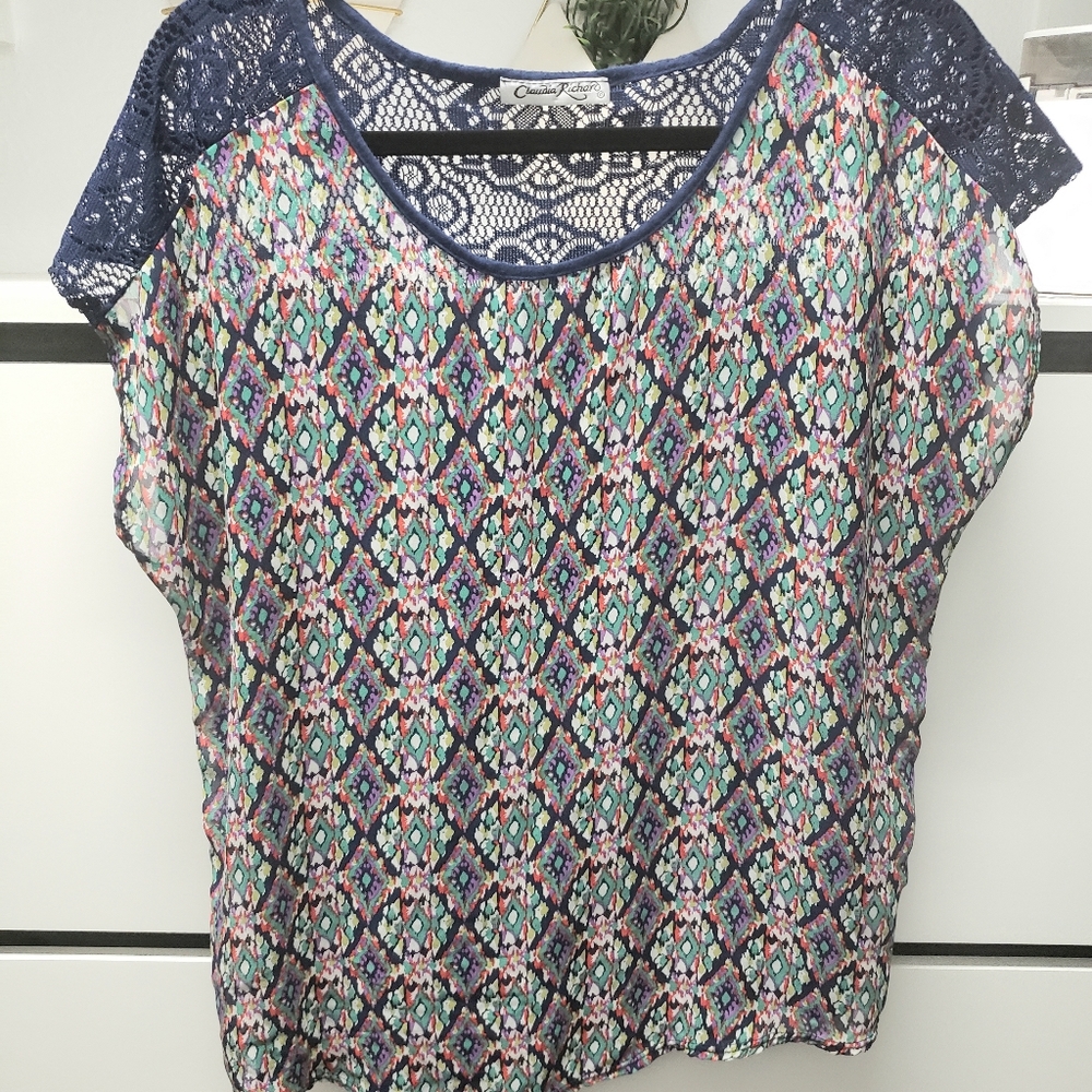 Blouse size large